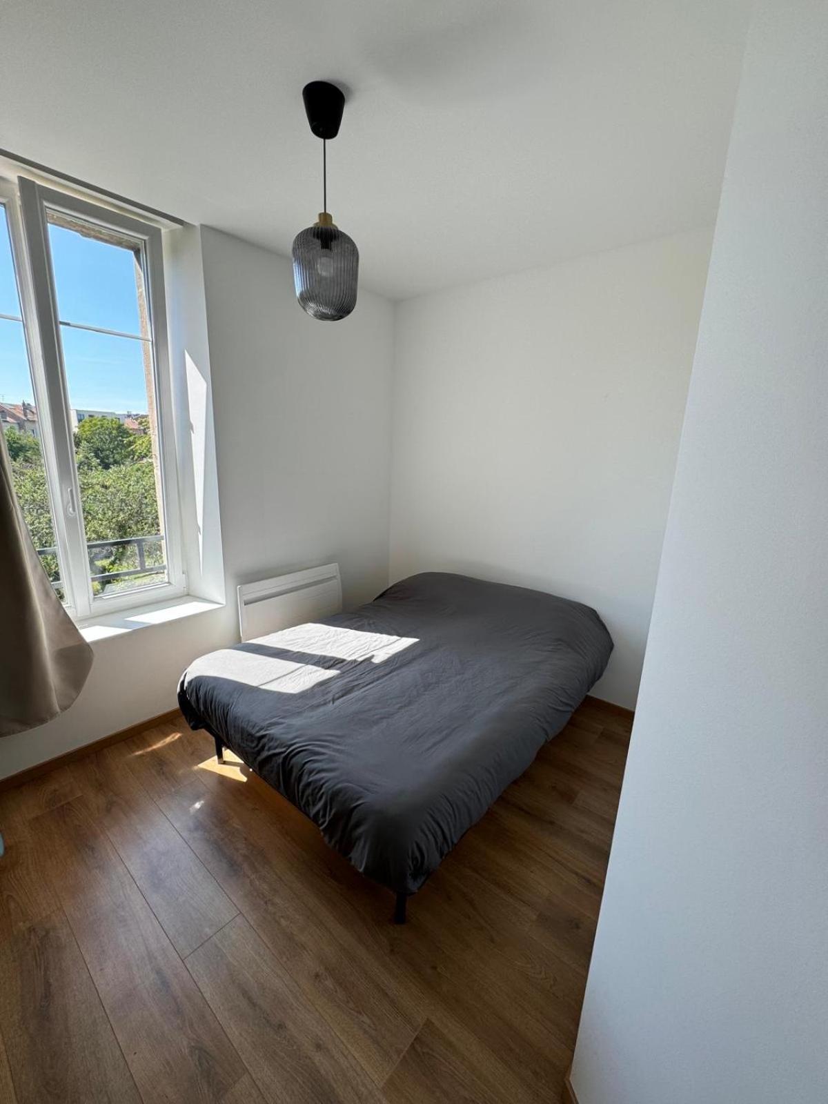 Studio Avec Wc Et Sdb Prives Dans Grande Maison A Cote Du Campus Artem - Thermal Et Parc Des Expos Vandoeuvre-lès-Nancy Buitenkant foto